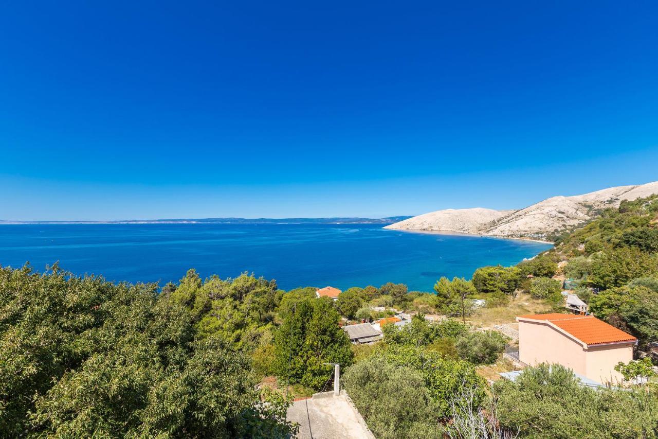 Private Accommodation Stara Baska Exterior photo
