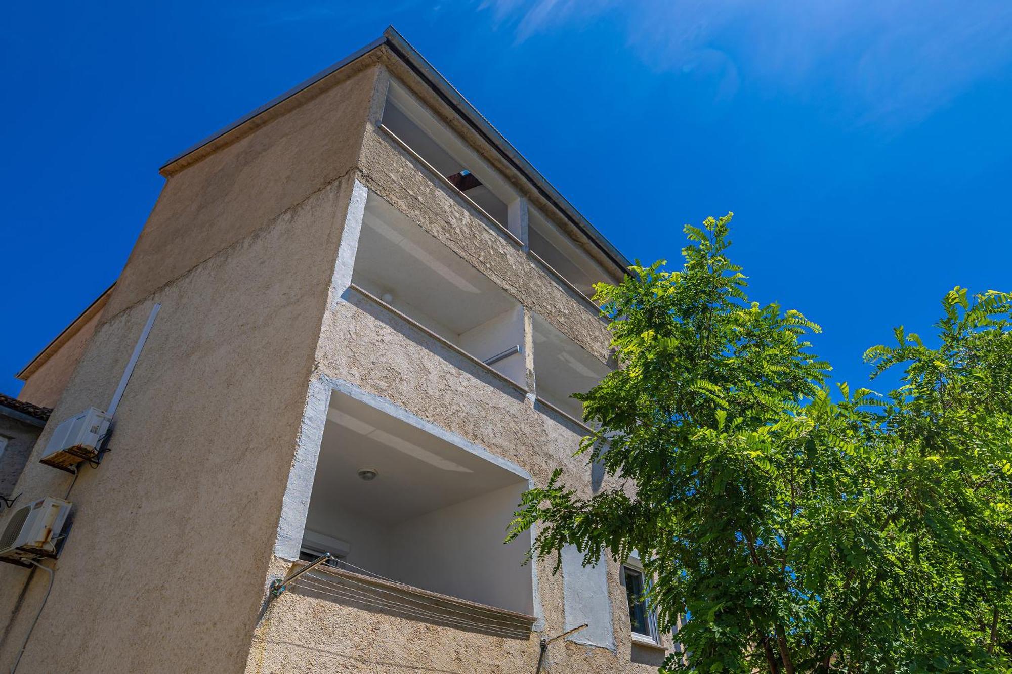 Private Accommodation Stara Baska Exterior photo